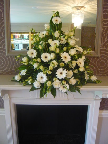 Flora Special Occasion logo